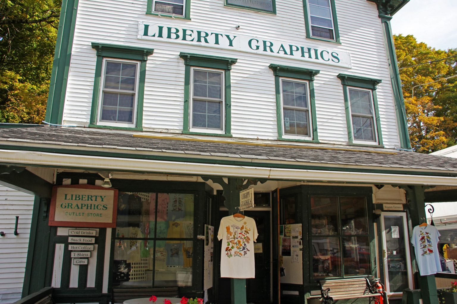 Liberty Graphics Retail Outlet Liberty Graphics Fine Printed Tshirts